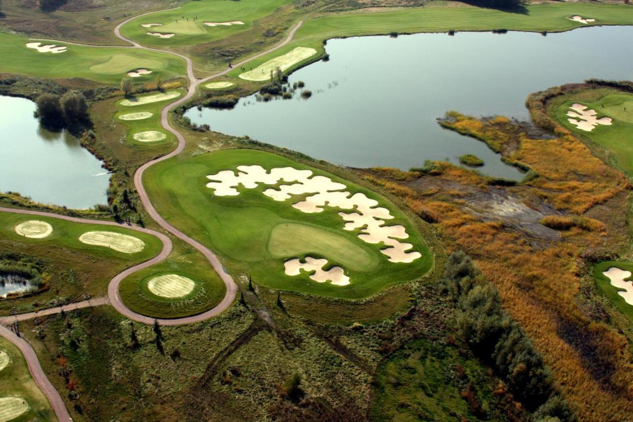 Golf&Spa Kunětická Hora Dritec Exteriér fotografie